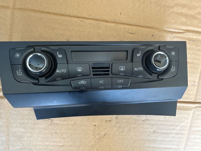 bontott AUDI A4 B8 Középkonzol Vezérlő Panel