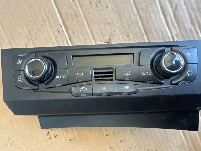 bontott AUDI A4 B8 Középkonzol Vezérlő Panel