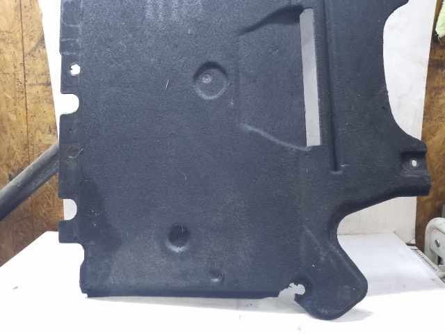 bontott AUDI A4 B8 Középső Kardánbox Burkolat