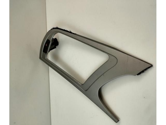 bontott AUDI A4 B8 Középső Műszerfal Díszléc