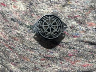 bontott AUDI A4 B8 Középső Műszerfal Hangszóró