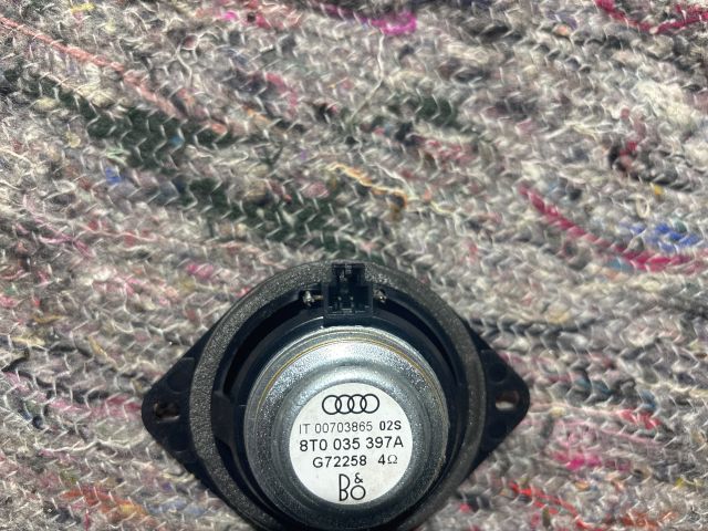 bontott AUDI A4 B8 Középső Műszerfal Hangszóró