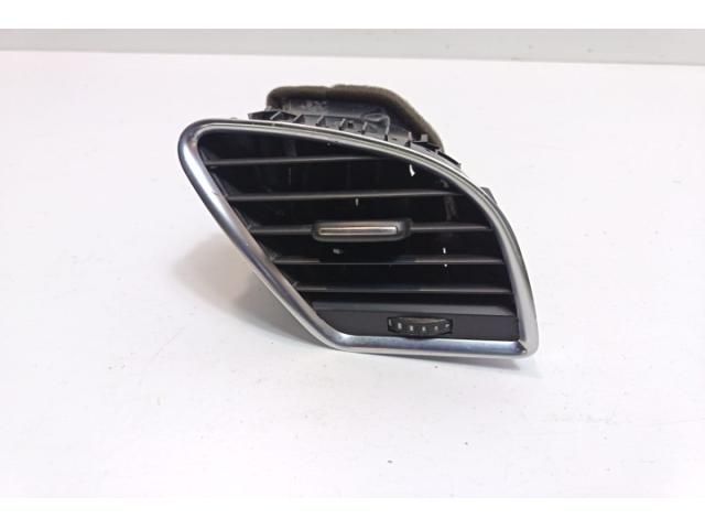 bontott AUDI A4 B8 Középső Szellőző