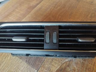 bontott AUDI A4 B8 Középső Szellőző