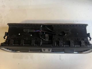 bontott AUDI A4 B8 Középső Szellőző