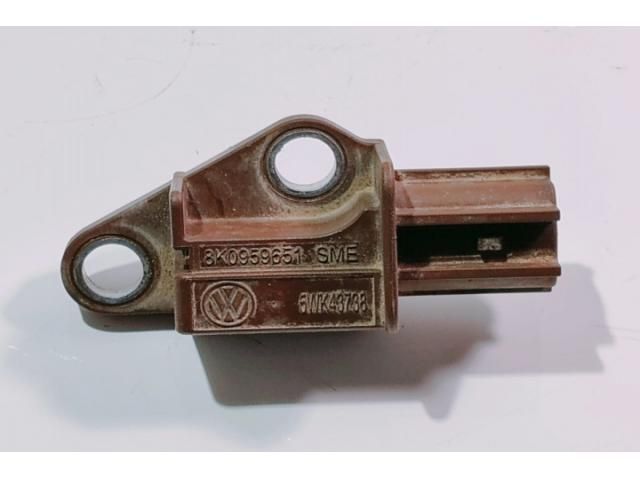 bontott AUDI A4 B8 Központi Ütközés Érzékelő