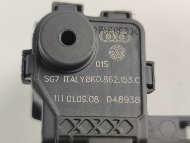 bontott AUDI A4 B8 Központizár Motor Tankajtó