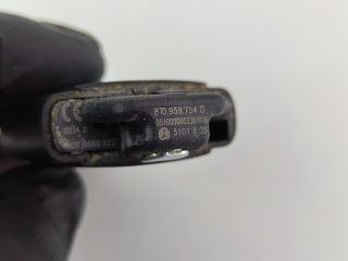 bontott AUDI A4 B8 Kulcs