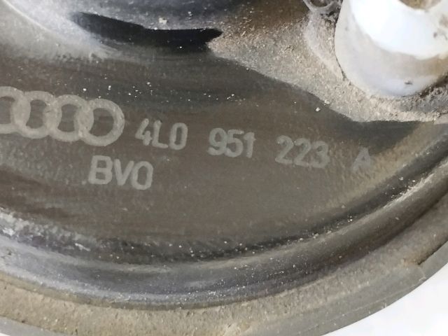 bontott AUDI A4 B8 Kürt