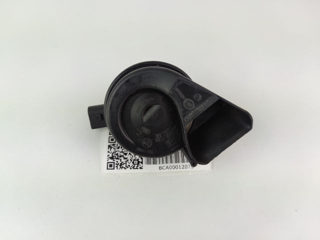 bontott AUDI A4 B8 Kürt