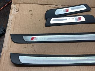 bontott AUDI A4 B8 Küszöb Burkolat