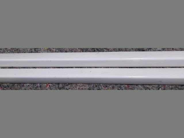 bontott AUDI A4 B8 Küszöb Díszléc Szett