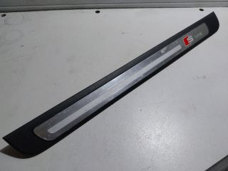 bontott AUDI A4 B8 Küszöb Díszléc Szett