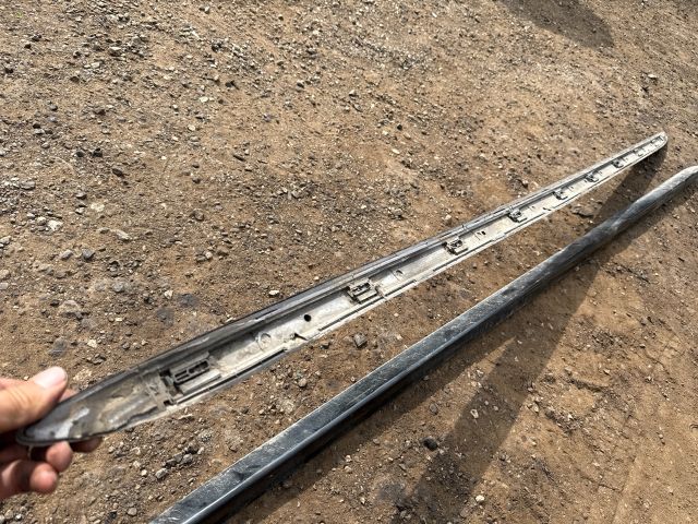 bontott AUDI A4 B8 Küszöb Díszléc Szett