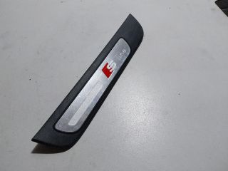 bontott AUDI A4 B8 Küszöb Díszléc Szett