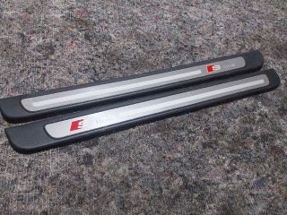 bontott AUDI A4 B8 Küszöb Díszléc Szett