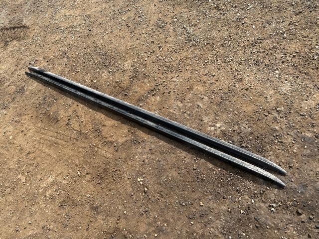 bontott AUDI A4 B8 Küszöb Díszléc Szett