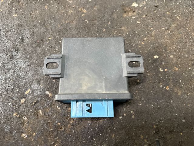 bontott AUDI A4 B8 Lámpa Vezérlő