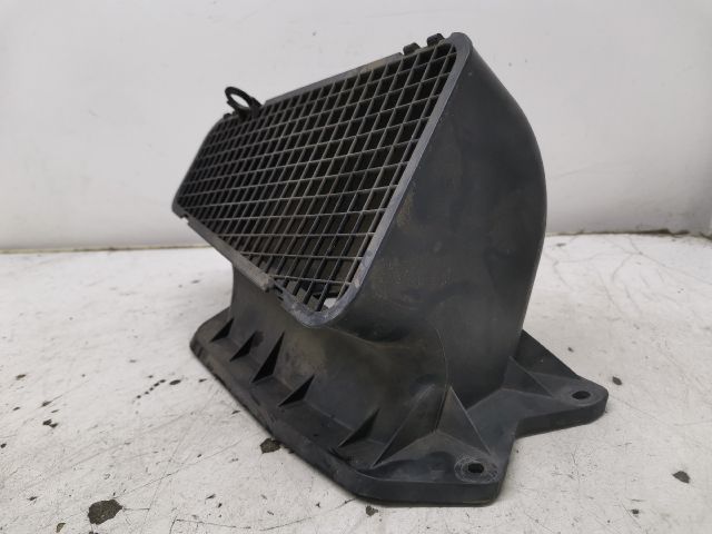 bontott AUDI A4 B8 Légbeömlő