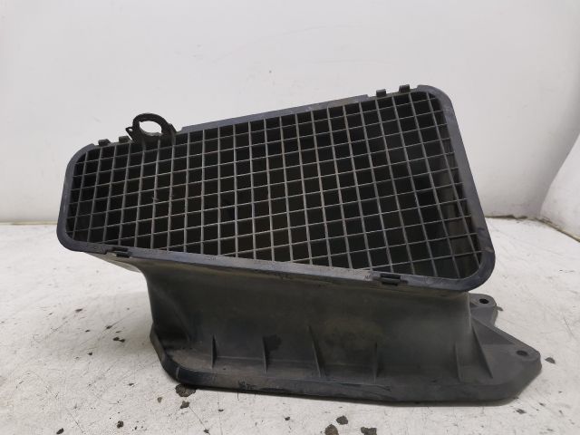 bontott AUDI A4 B8 Légbeömlő