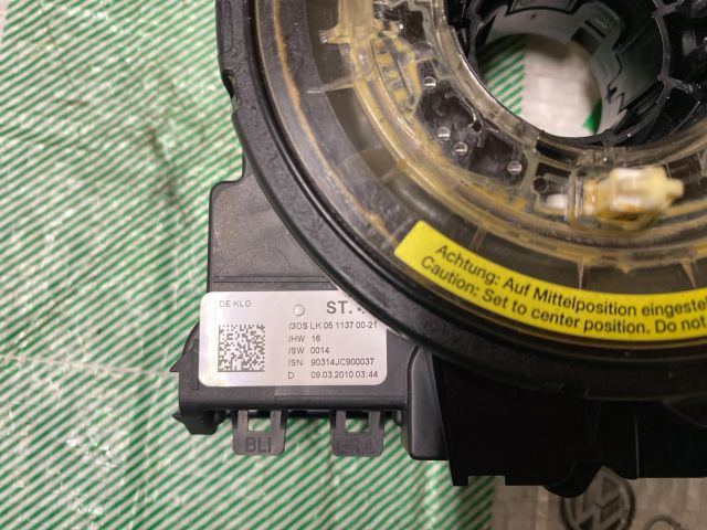 bontott AUDI A4 B8 Légzsák Átvezető Szalagkábel