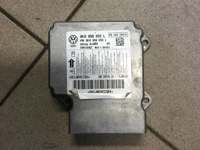 bontott AUDI A4 B8 Légzsák Elektronika