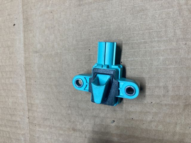 bontott AUDI A4 B8 Légzsák Indító Modul Oldallégzsák