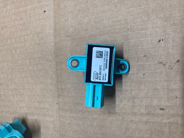 bontott AUDI A4 B8 Légzsák Indító Modul Oldallégzsák