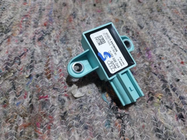 bontott AUDI A4 B8 Légzsák Indító Modul Oldallégzsák