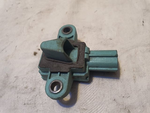 bontott AUDI A4 B8 Légzsák Indító Modul Oldallégzsák