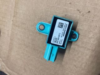 bontott AUDI A4 B8 Légzsák Indító Modul Oldallégzsák