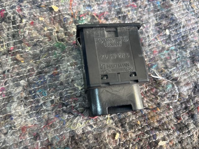 bontott AUDI A4 B8 Légzsák Kapcsoló