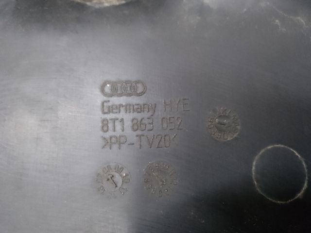 bontott AUDI A4 B8 Levélrács