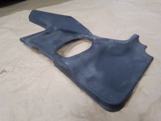 bontott AUDI A4 B8 Levélrács