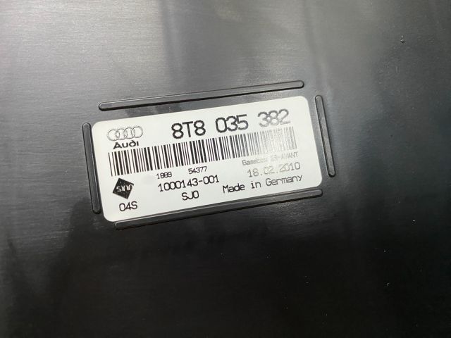 bontott AUDI A4 B8 Mélynyomó Hangszóró