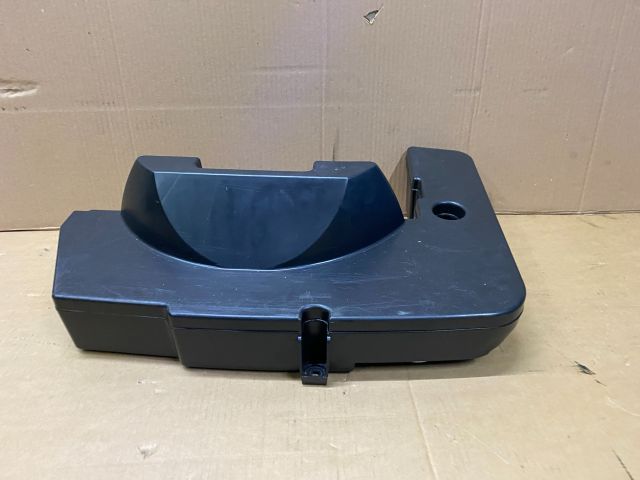 bontott AUDI A4 B8 Mélynyomó Hangszóró