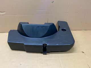 bontott AUDI A4 B8 Mélynyomó Hangszóró