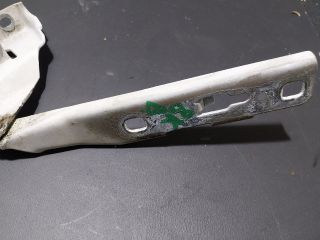 bontott AUDI A4 B8 Motorháztető Bal Zsanér