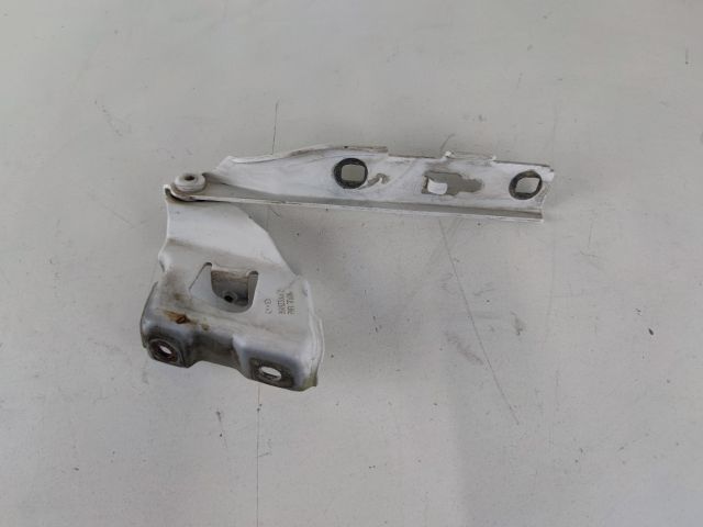 bontott AUDI A4 B8 Motorháztető Bal Zsanér