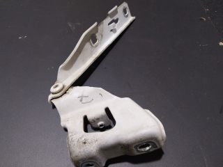 bontott AUDI A4 B8 Motorháztető Bal Zsanér