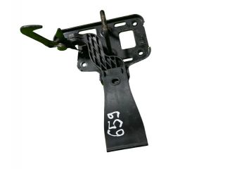 bontott AUDI A4 B8 Motorháztető Biztonsági Kampó