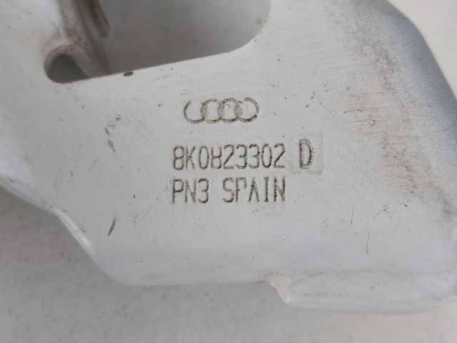 bontott AUDI A4 B8 Motorháztető Jobb Zsanér