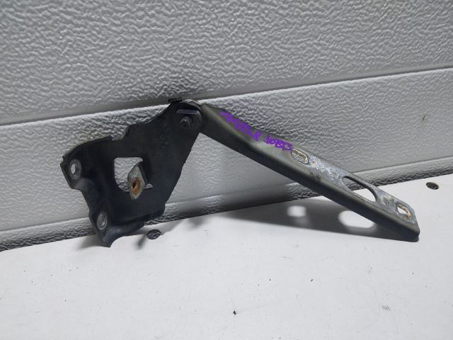 bontott AUDI A4 B8 Motorháztető Jobb Zsanér