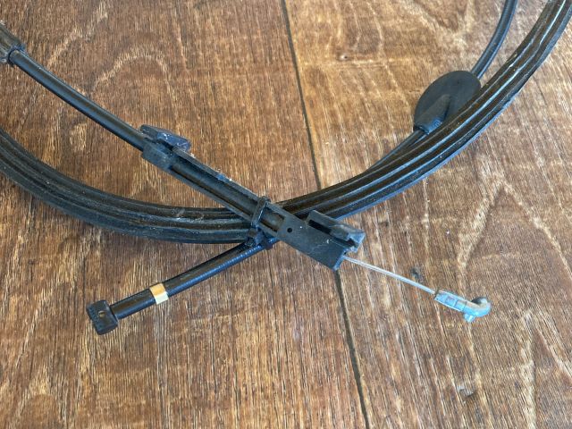 bontott AUDI A4 B8 Motorháztető Nyitó Bowden