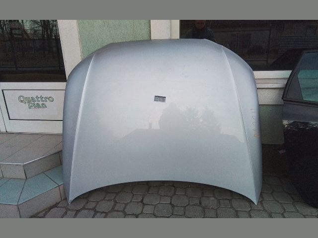 bontott AUDI A4 B8 Motorháztető Szigetelés