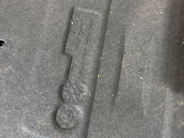 bontott AUDI A4 B8 Motorháztető Szigetelés