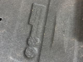 bontott AUDI A4 B8 Motorháztető Szigetelés