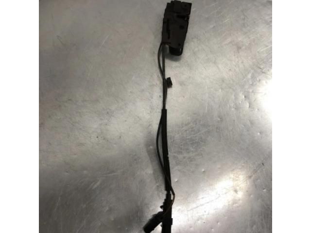 bontott AUDI A4 B8 Motorháztető Zárszerkezet