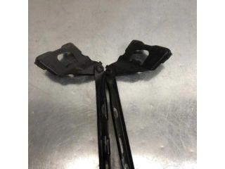 bontott AUDI A4 B8 Motorháztető Zsanér Pár