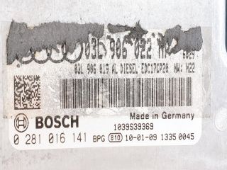 bontott AUDI A4 B8 Motorvezérlő